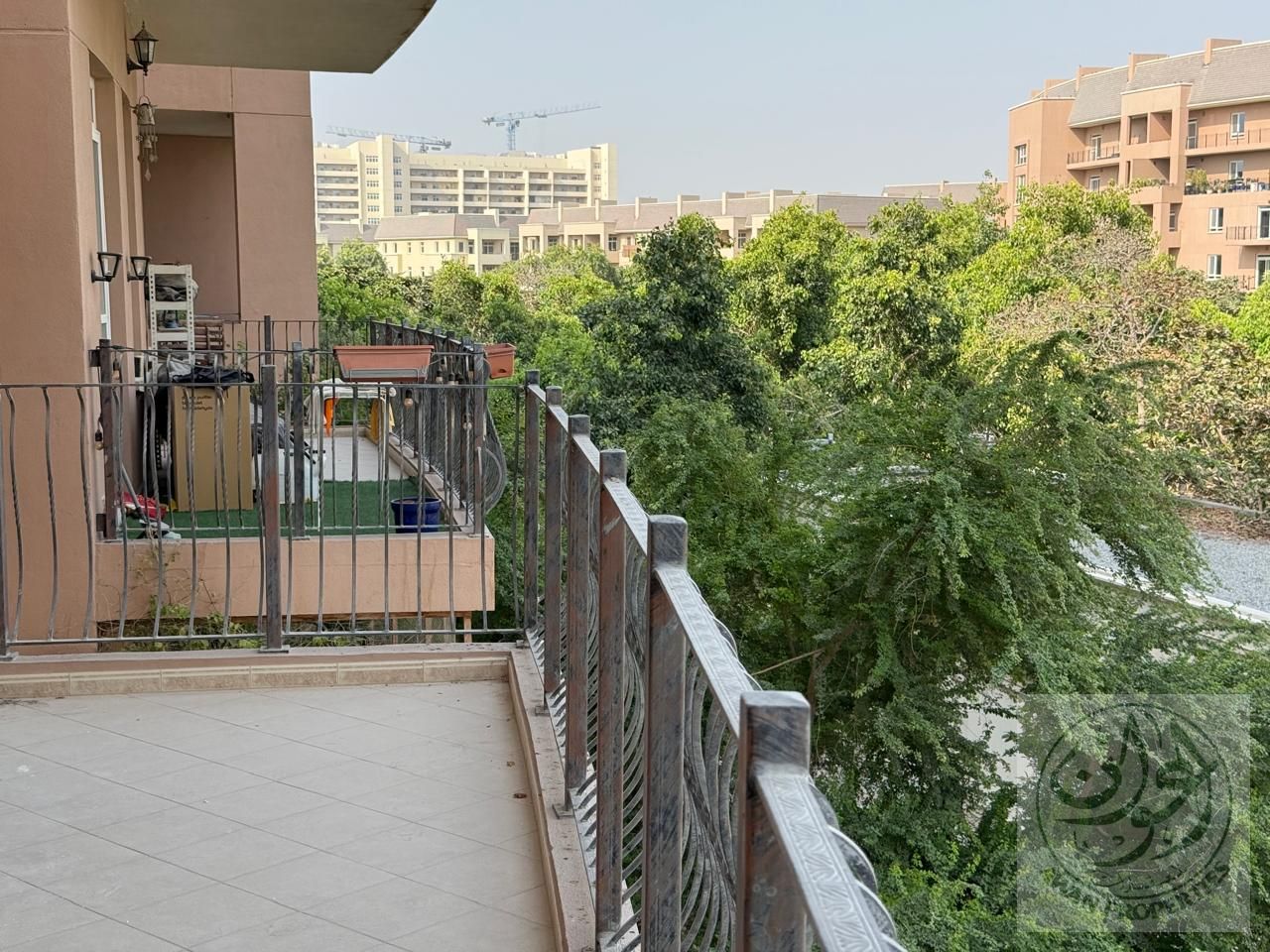 Don't Miss - Vacant 3 Bed + Maids in Motor City