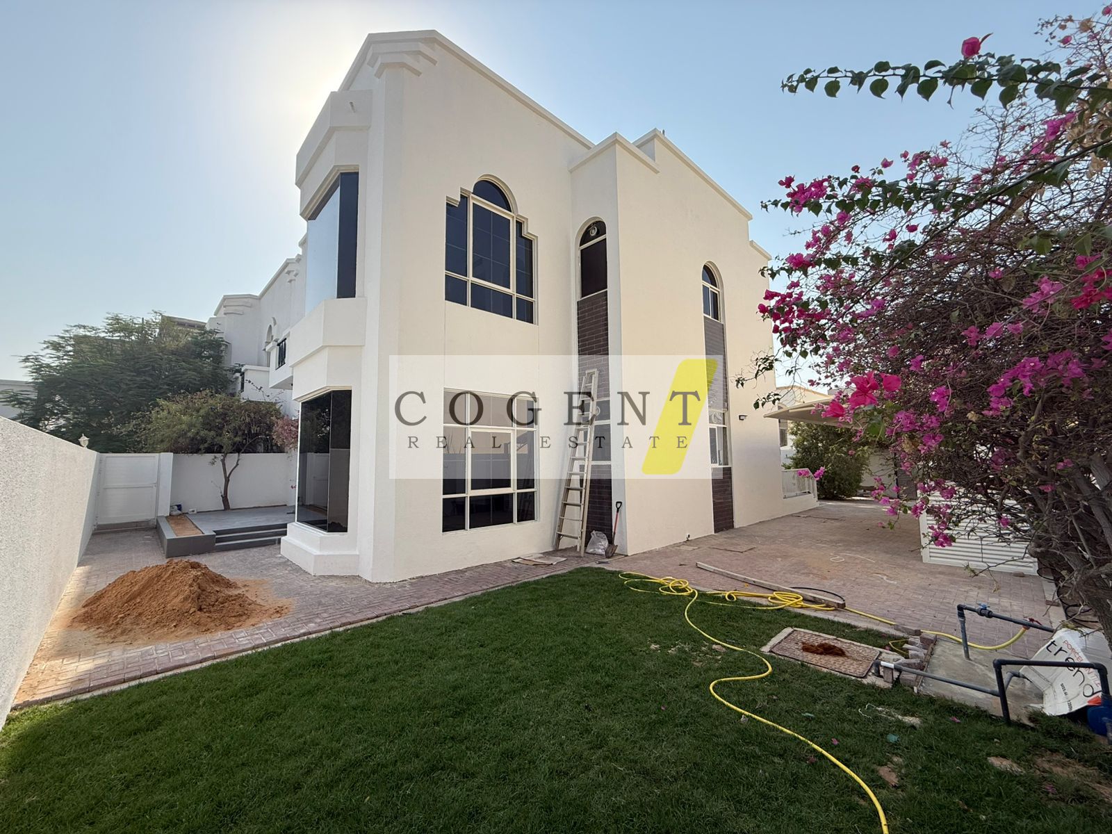 Fully Upgraded | Modern Style | Pool and Gym.