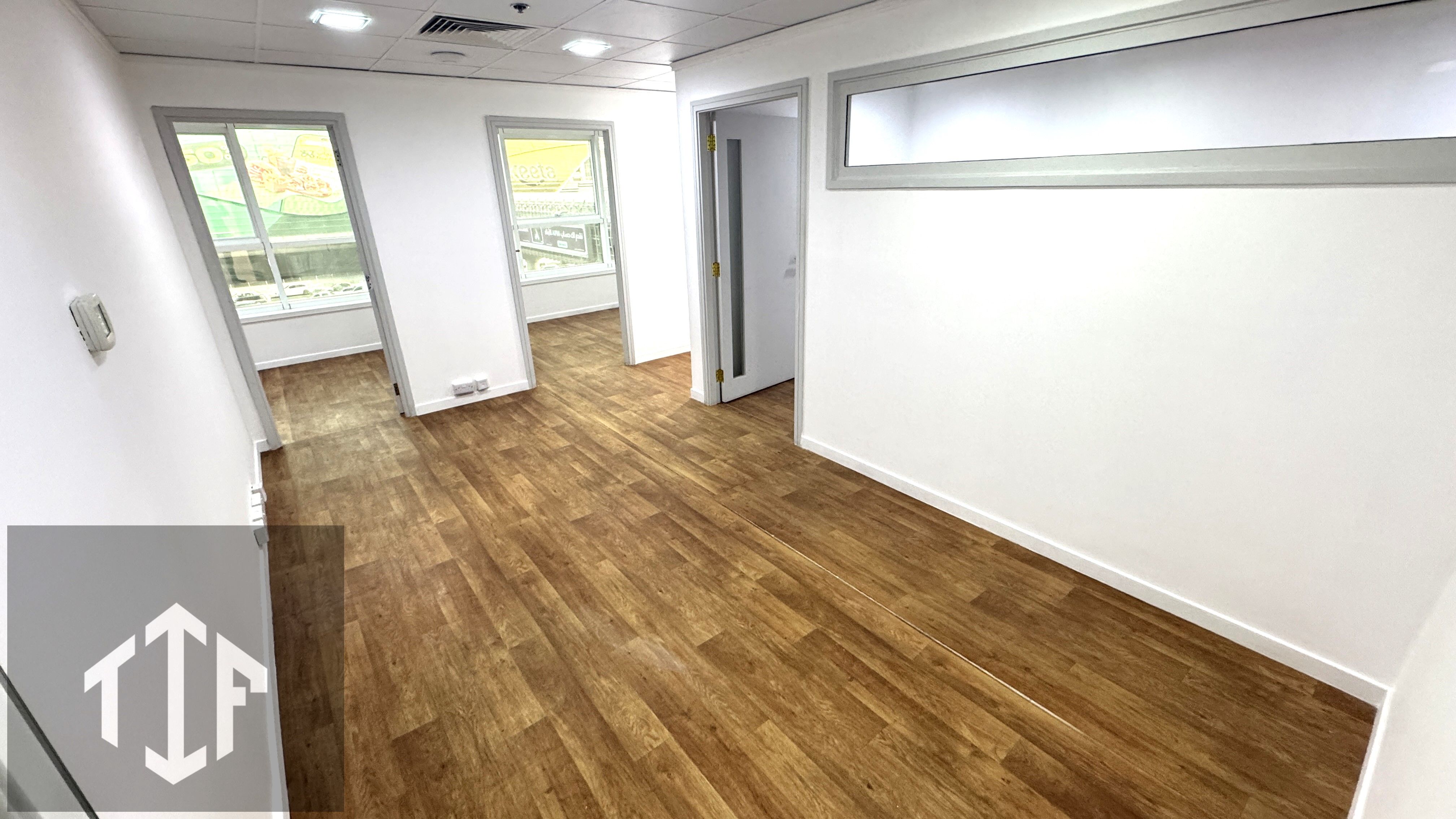 SPACIOUS LAYOUT |NEAR TO METRO|V| VIEW OF SZR| 4CHQS