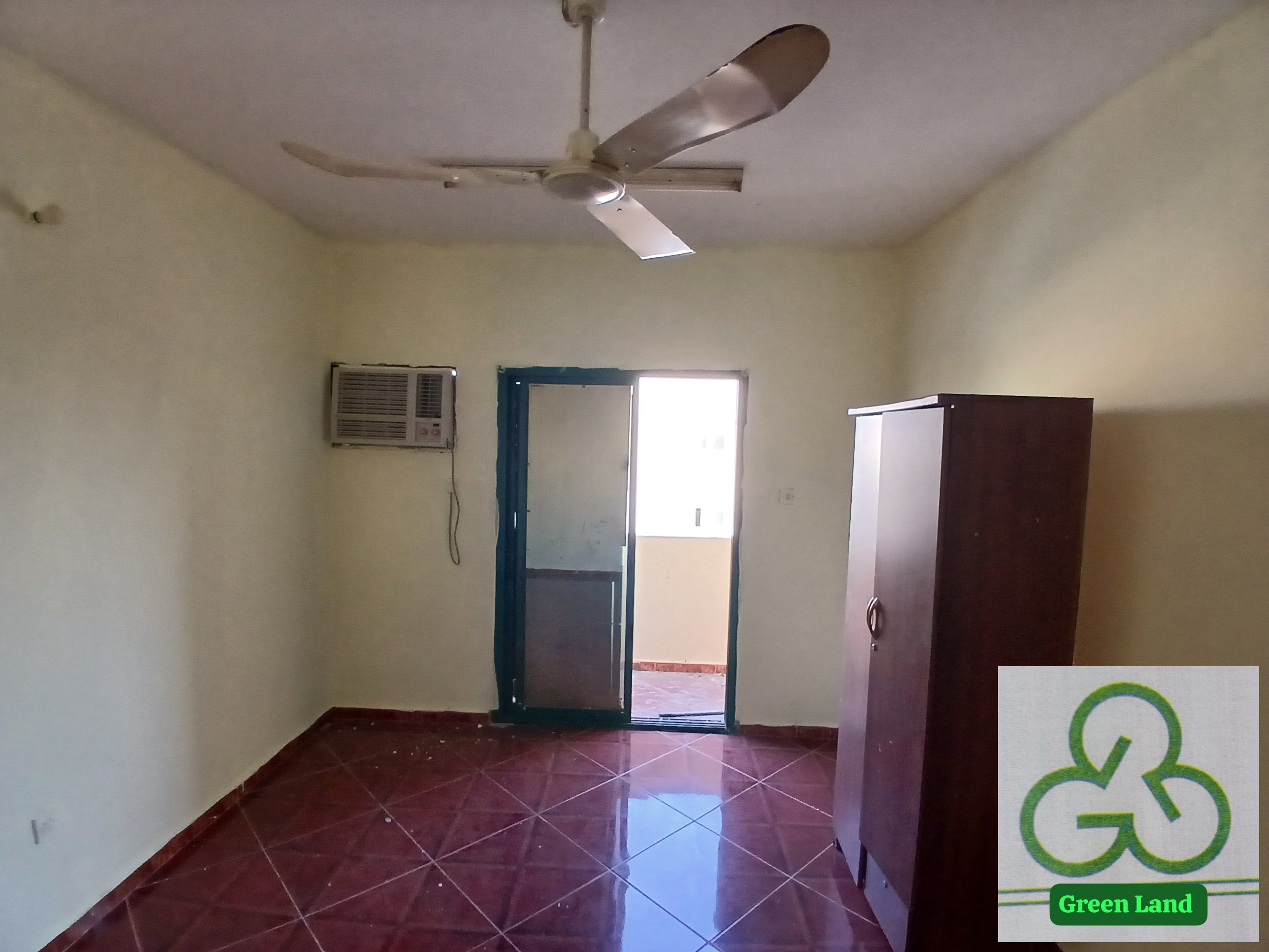 1BHK AVAILABLE FOR FAMILY WINDOW AC WITH BALCONY 20K