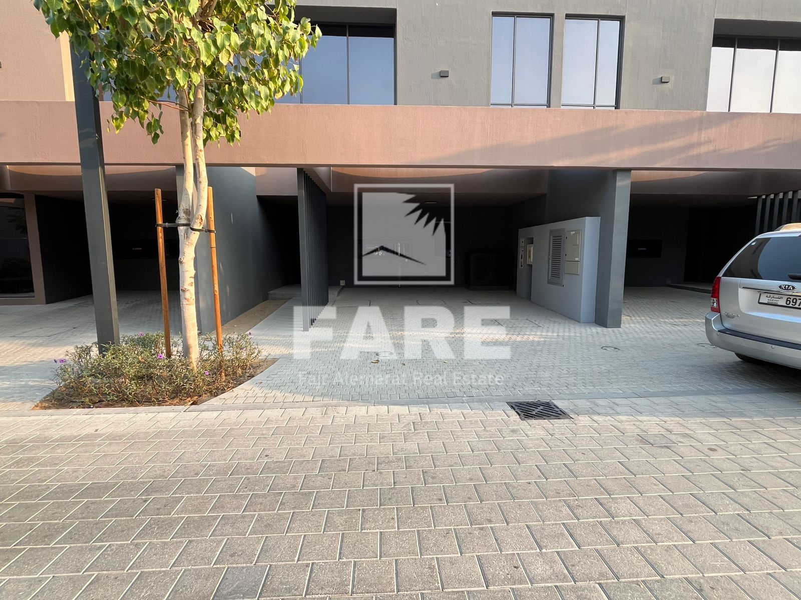 For Sale: 4-Bedroom Townhouse with Living Room in Al Masar – Kaya