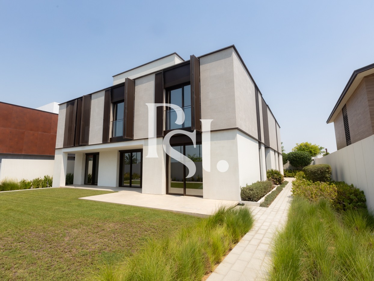Prestigious 5BR Villa in Al Sidr | Nature-Inspired