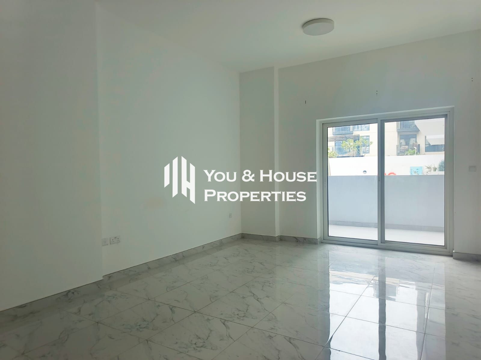 Elegant 1 Bedroom I Modern & Bright Layout I Book Today