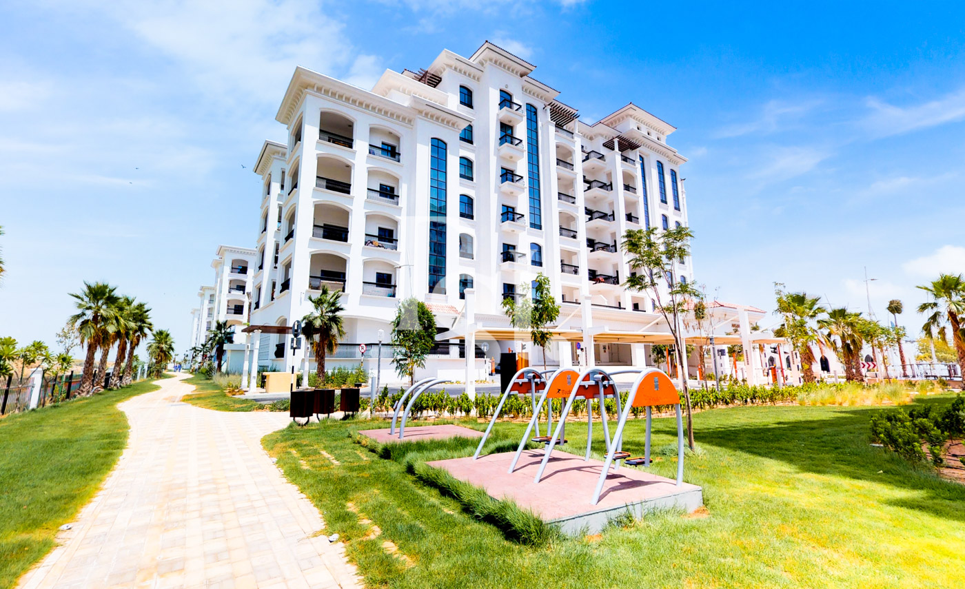 Amazing Golf View | High Floor | Corner Unit