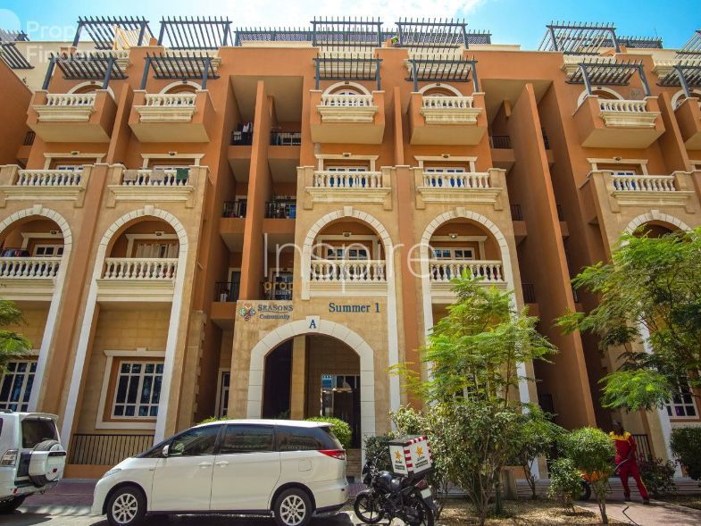 Spacious 1BR Apartment | Vacant | FURNISHED