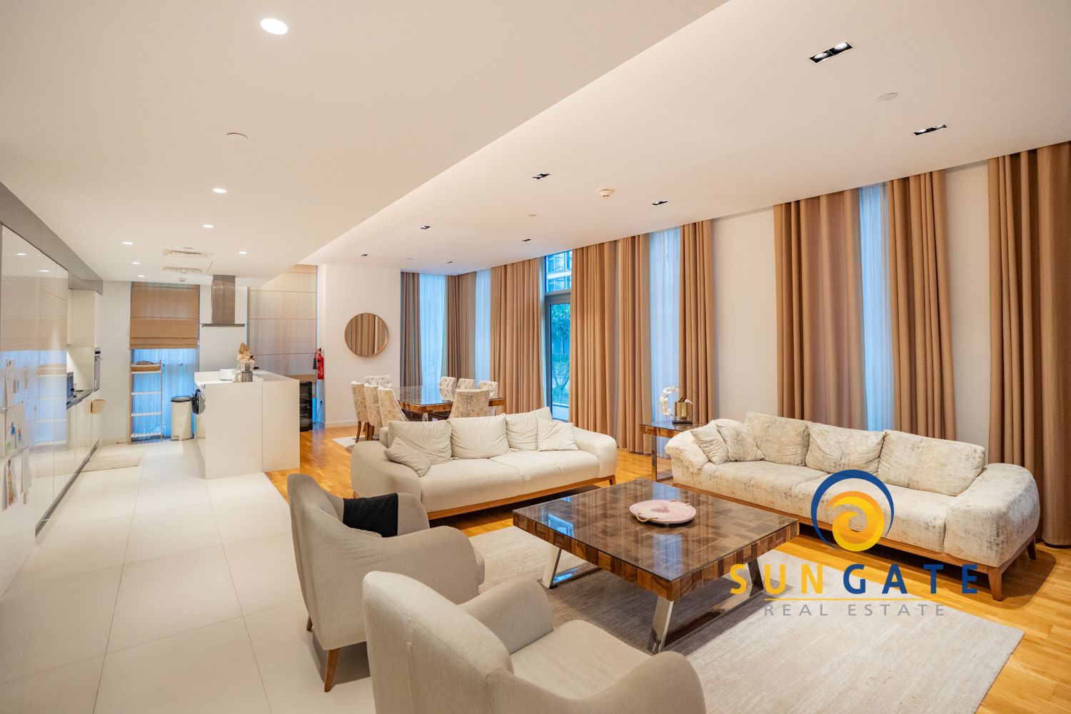Fully furnished, all-ensuite bedrooms , exclusive & vacant