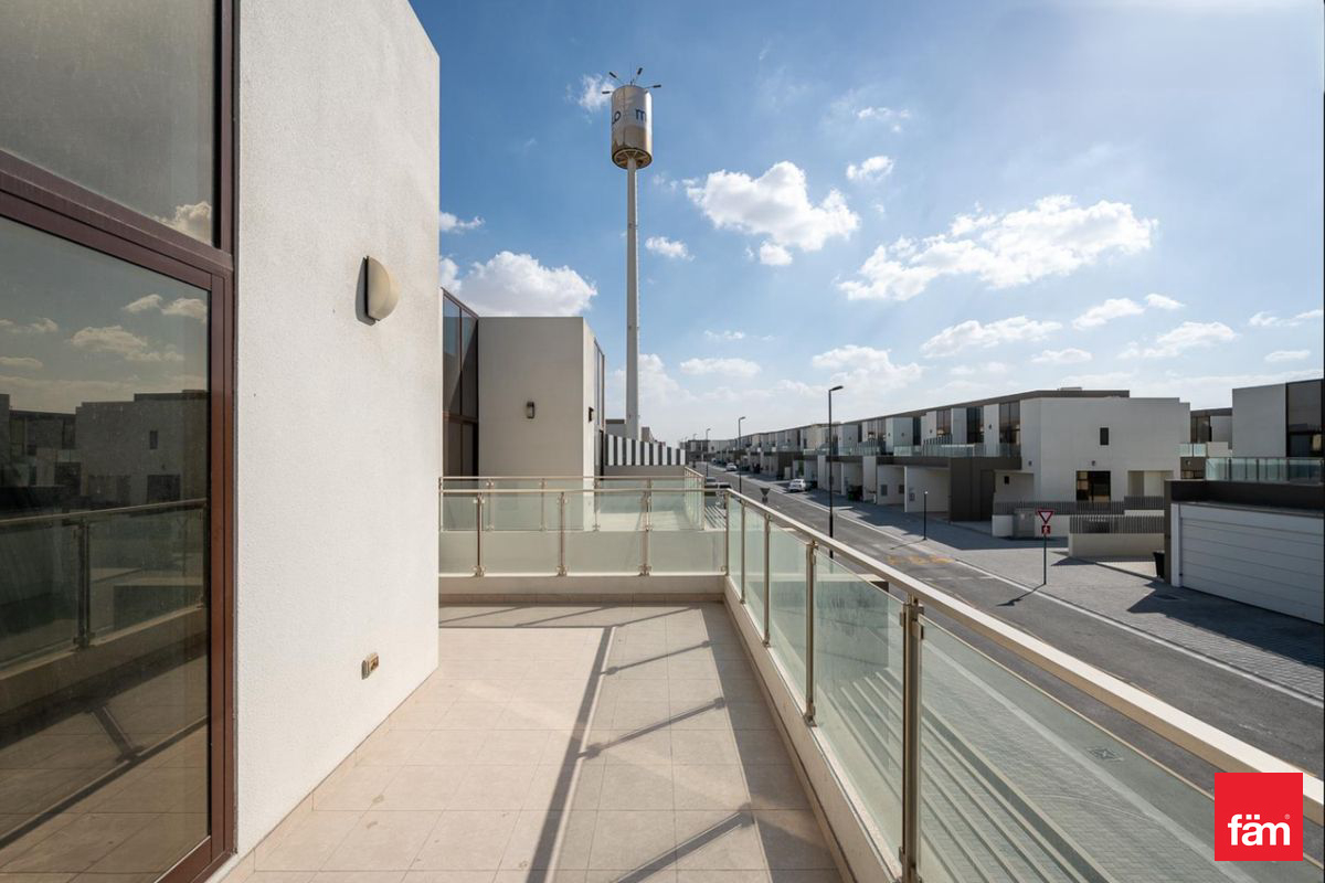Investment property Dubai| Near Key Locations
