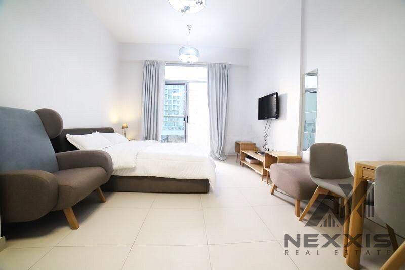 Specious Layout - Fully furnished - Ready to move