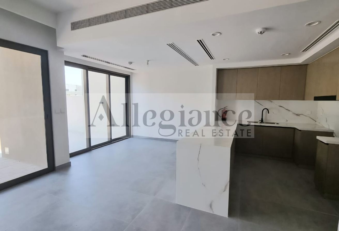 Single Row | Near Amenities | Park View