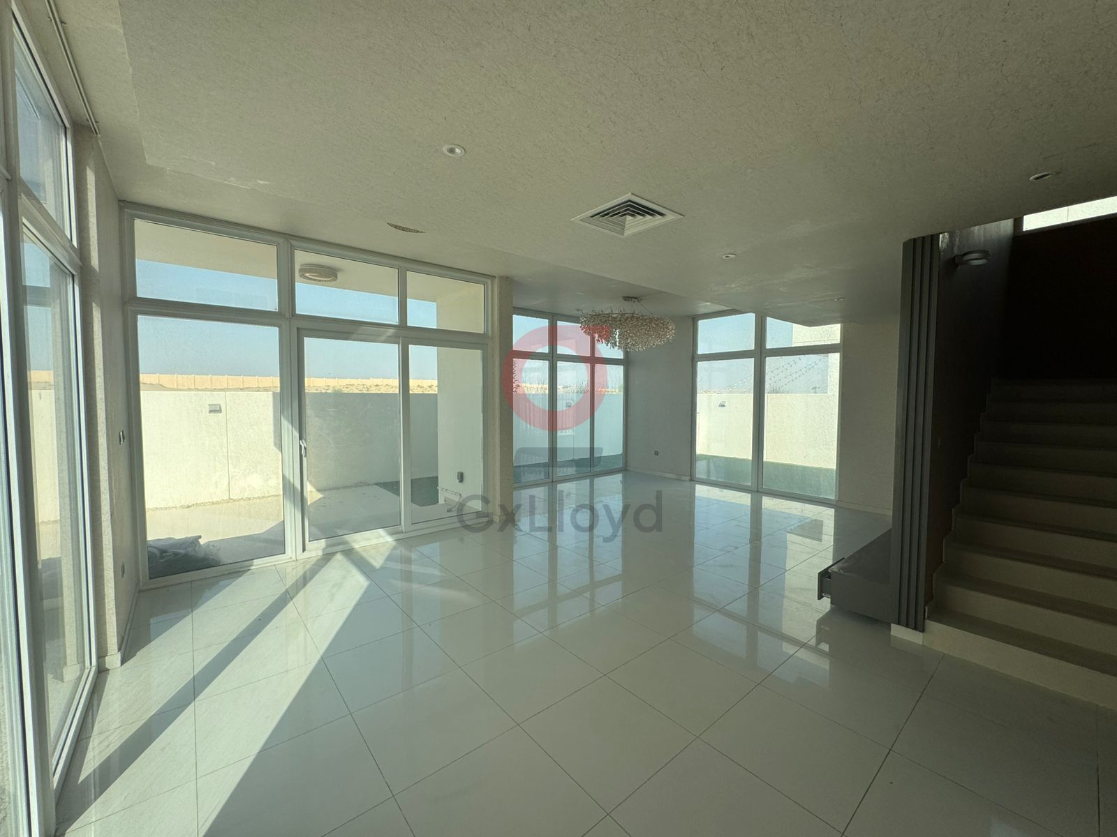 Corner 6BR + Maid | Stand-Alone Villa | Spacious