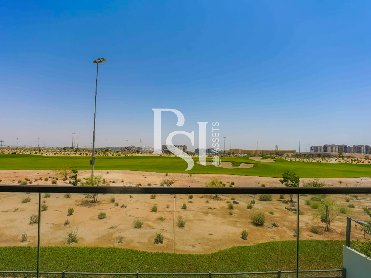 Single Row | Corner Unit | Full Golf View