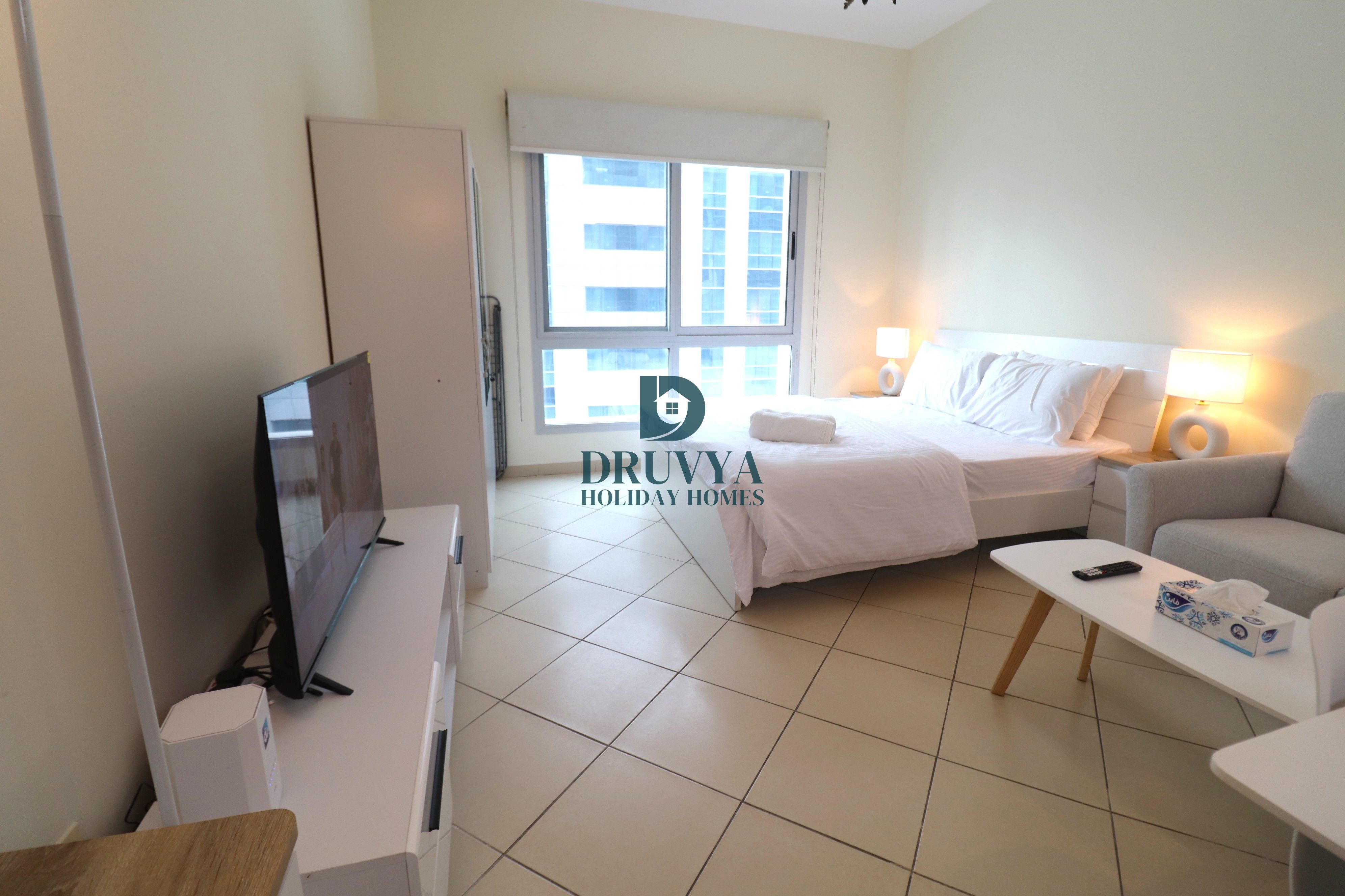 Fully Furnished Studio available in Marina Diamon 1, Daily basis AED 379/-