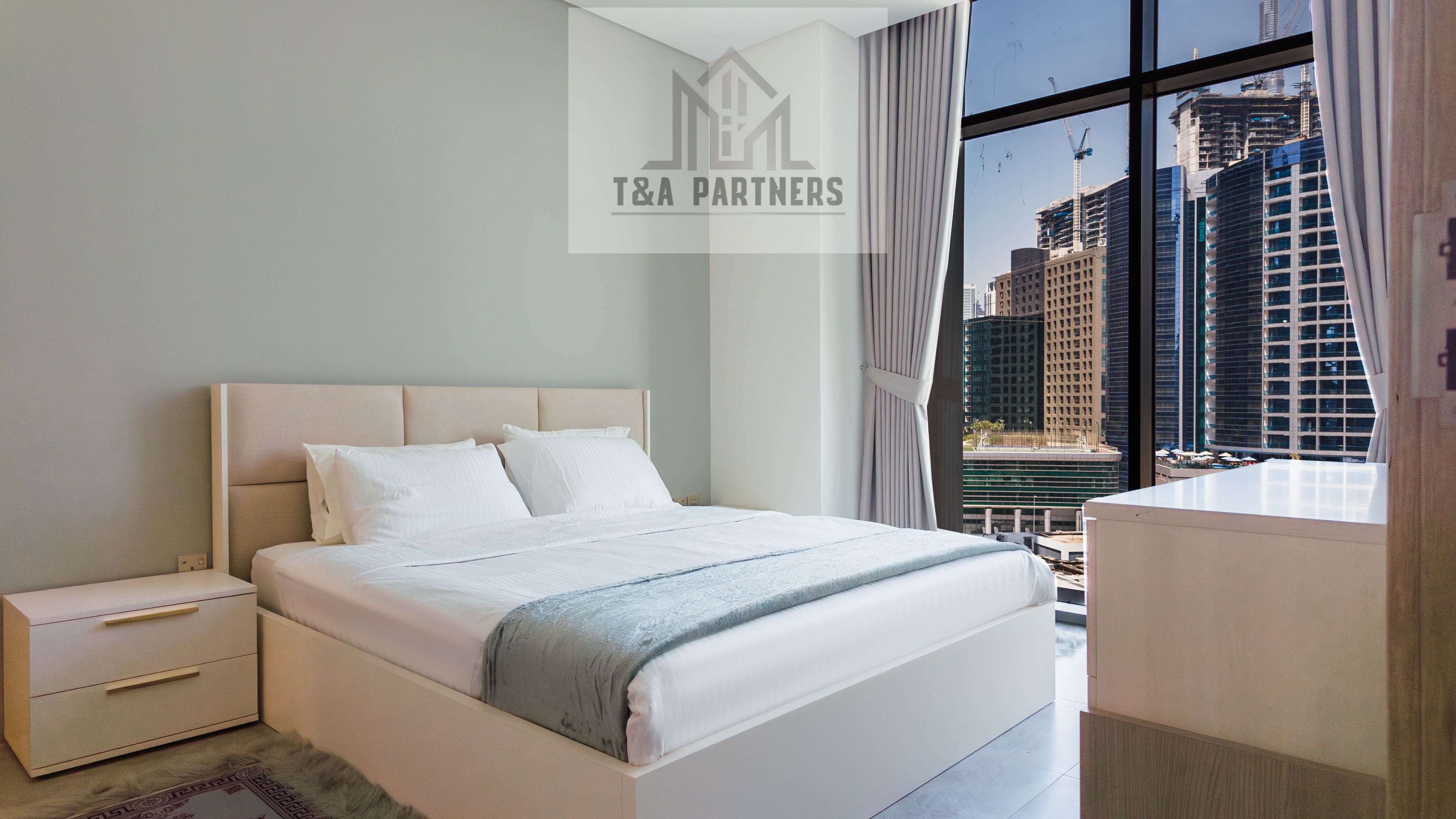 Stunning 2 BR for Rent in Business Bay.
