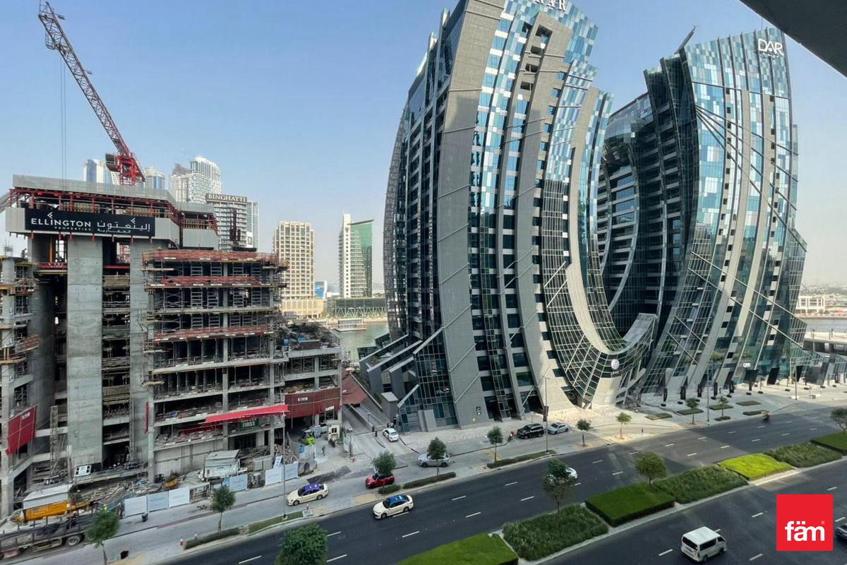 Prime Location | Unfurnished | Canal View