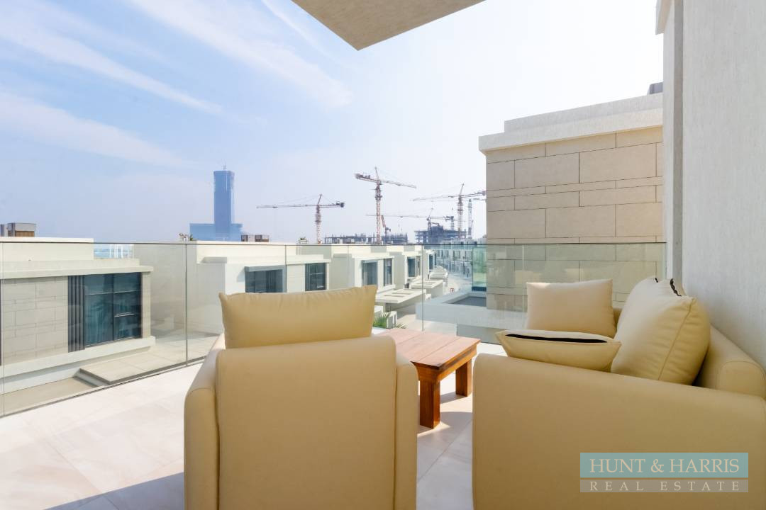 Three Bedroom Villa with Private Beach A...