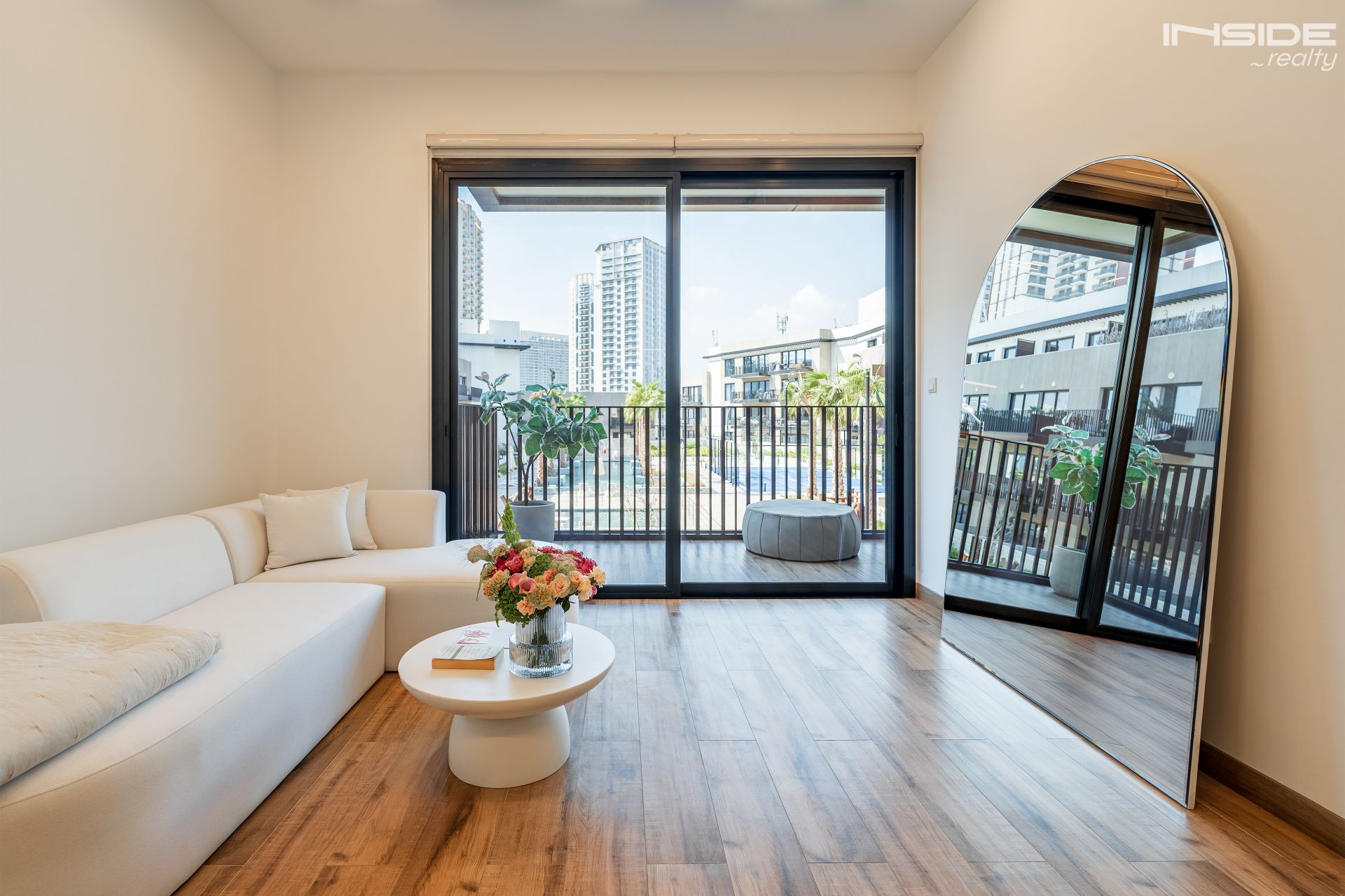 1BR+Study | Direct Pool View | Can be Furnished