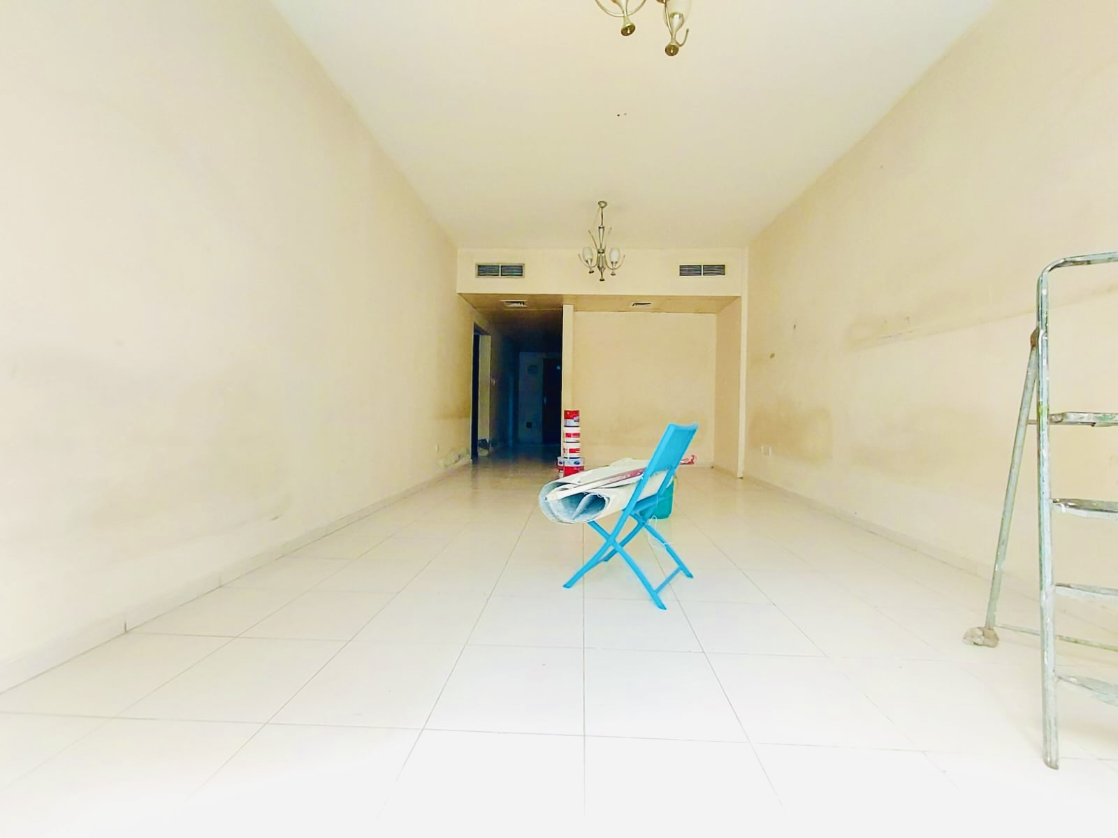 1bhk 2washroom class Maddina mall Muwaileh Sharjah