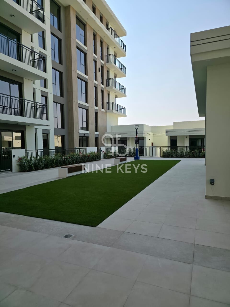 TYPE D LAYOUT | MULTIPLE UNITS | PREMIUM 1BR | AVAILABLE DECEMBER