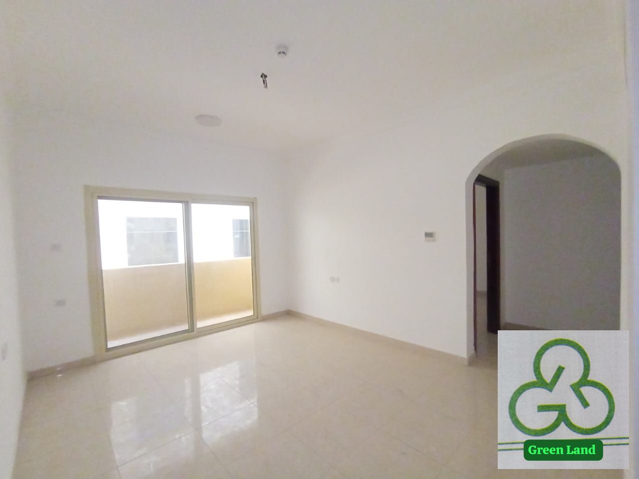 BRAND NEW 1BHK AVAILABLE 31K FAMILY BUILDING CENTRAL AC AND GAS IDEAL LOCATION