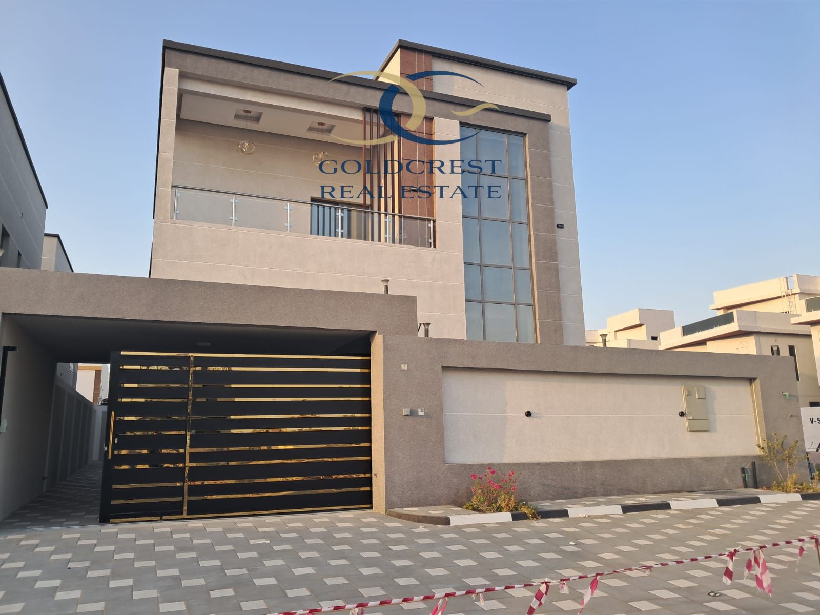 Luxury,Spacious,Stylish Townhouse Villa For Sale