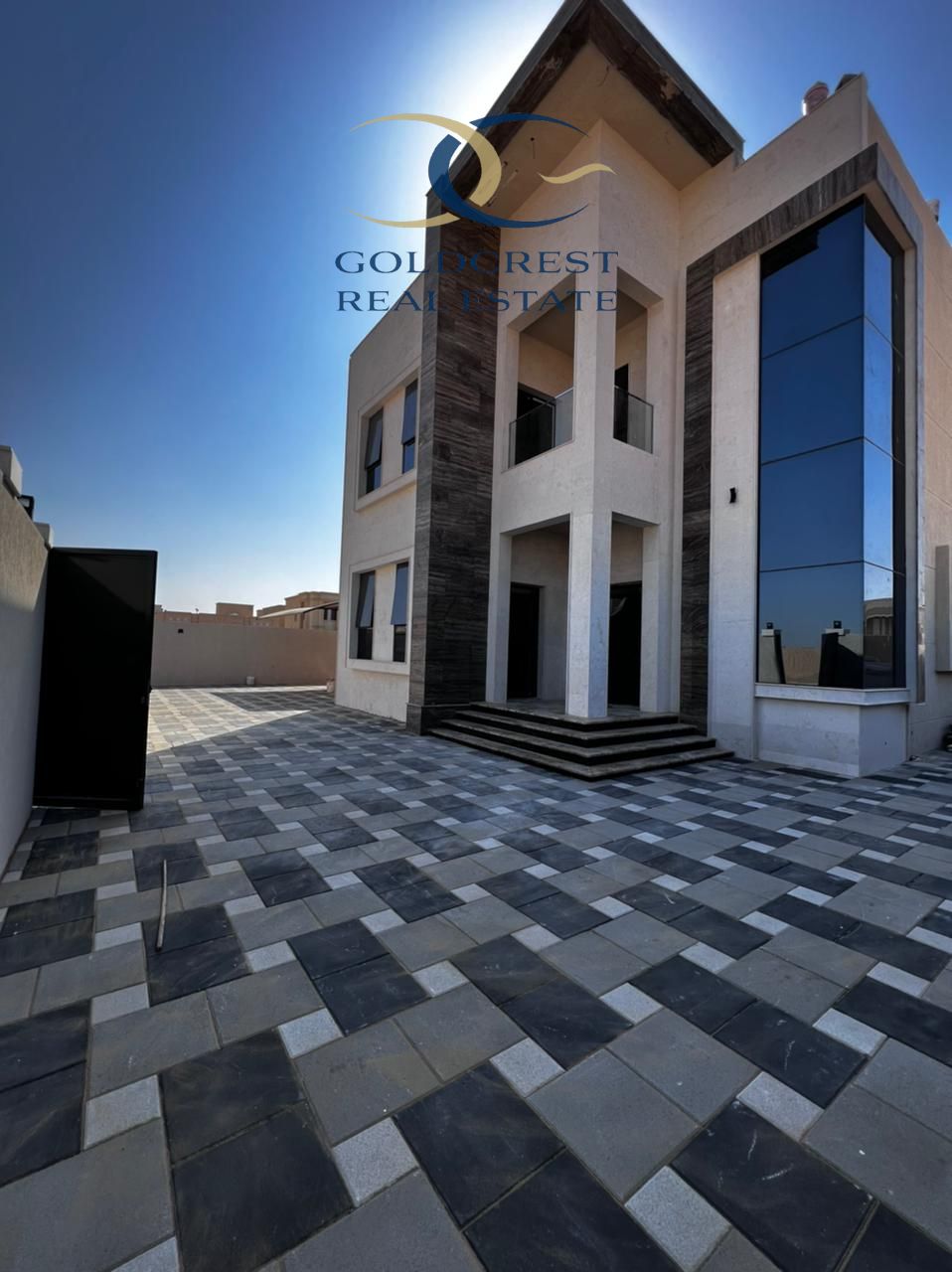 BRAND NEW 6 BEDROOMS LUXURY VILLAS PRIME LOCATION