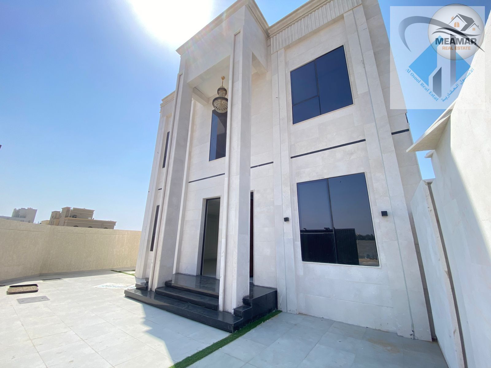 New villa with 4 bedrooms, price includes fees