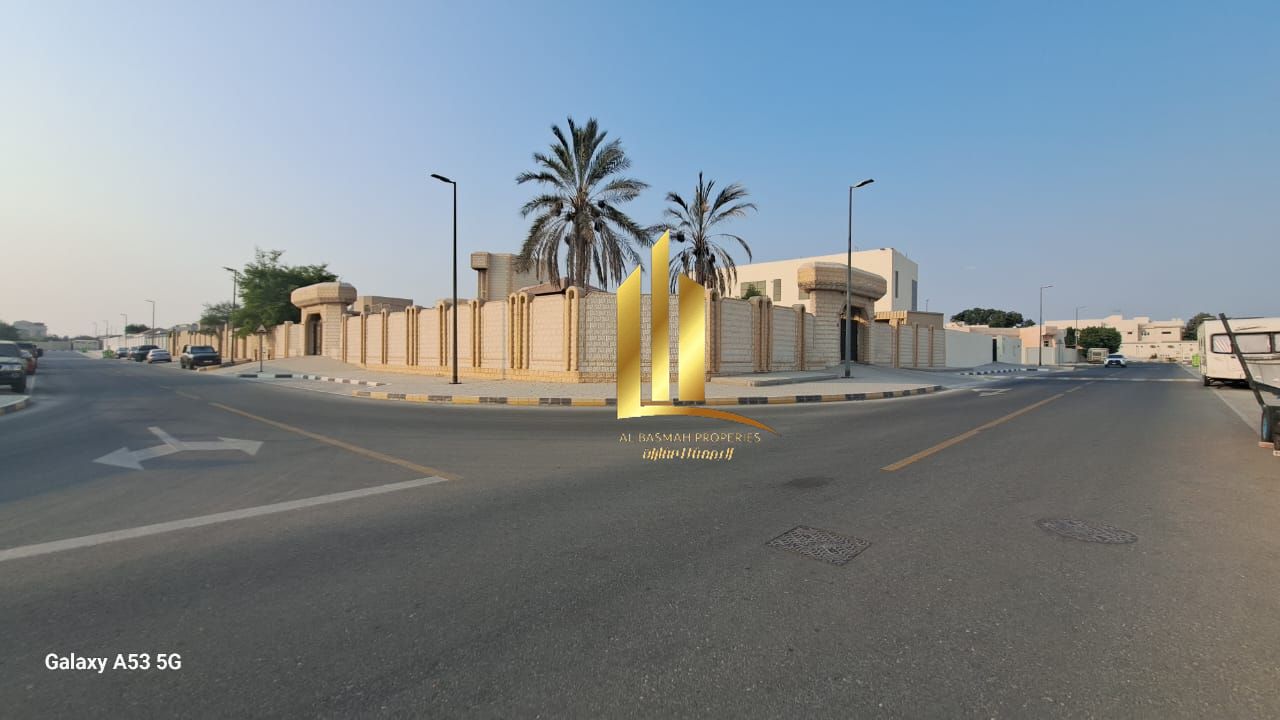 Ground floor villa for sale in Sharjah / Al Tarfa