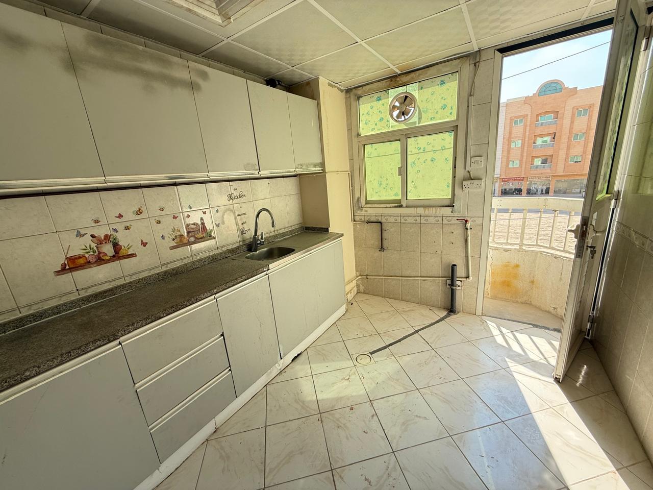 Hote offer 1bhk with balcony in Muwaileh commercial price 29k