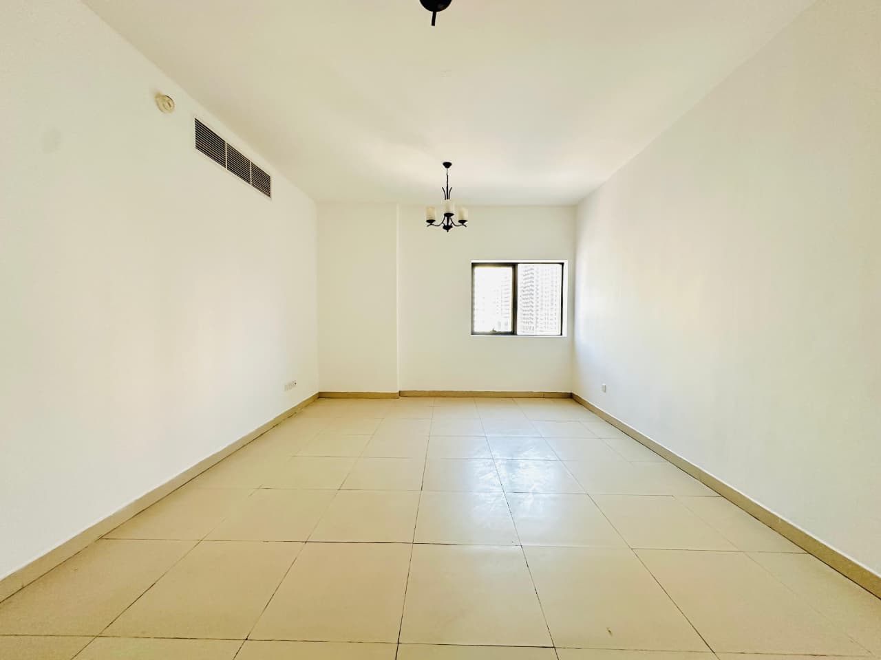 Gym pool free very specius with close hall open view balcony just 52k only