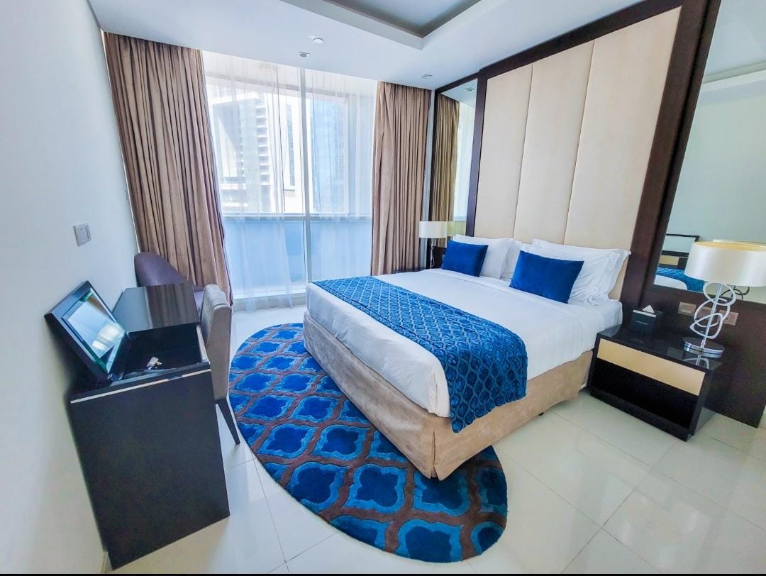 The Distinction Luxury Unit For Rent Exclusive Downtown Residence