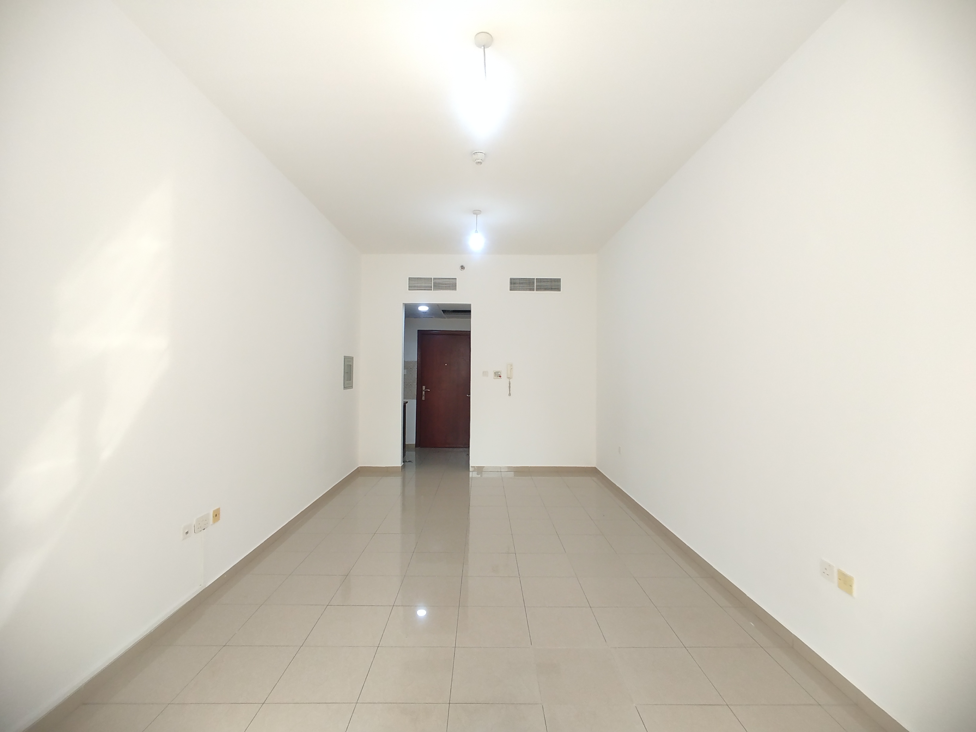 SPACIOUS STUDIO APT FOR FAMILY CLOSE TO PHONE PARK GYM POOL