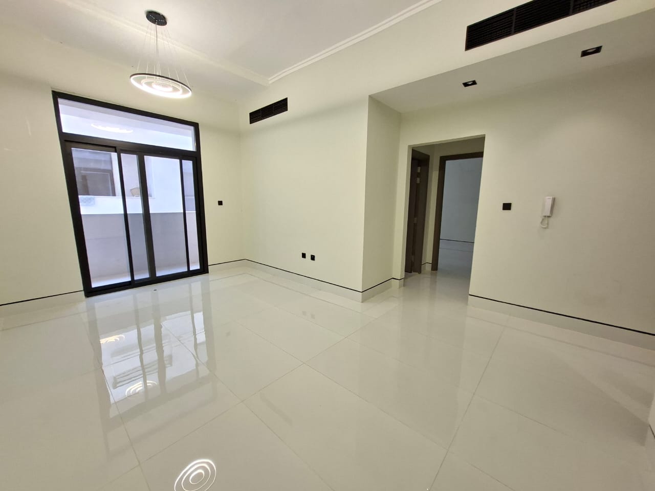 Brand new building in Al jada out sid 1bhk 2wachroom balcony lovesh appartment