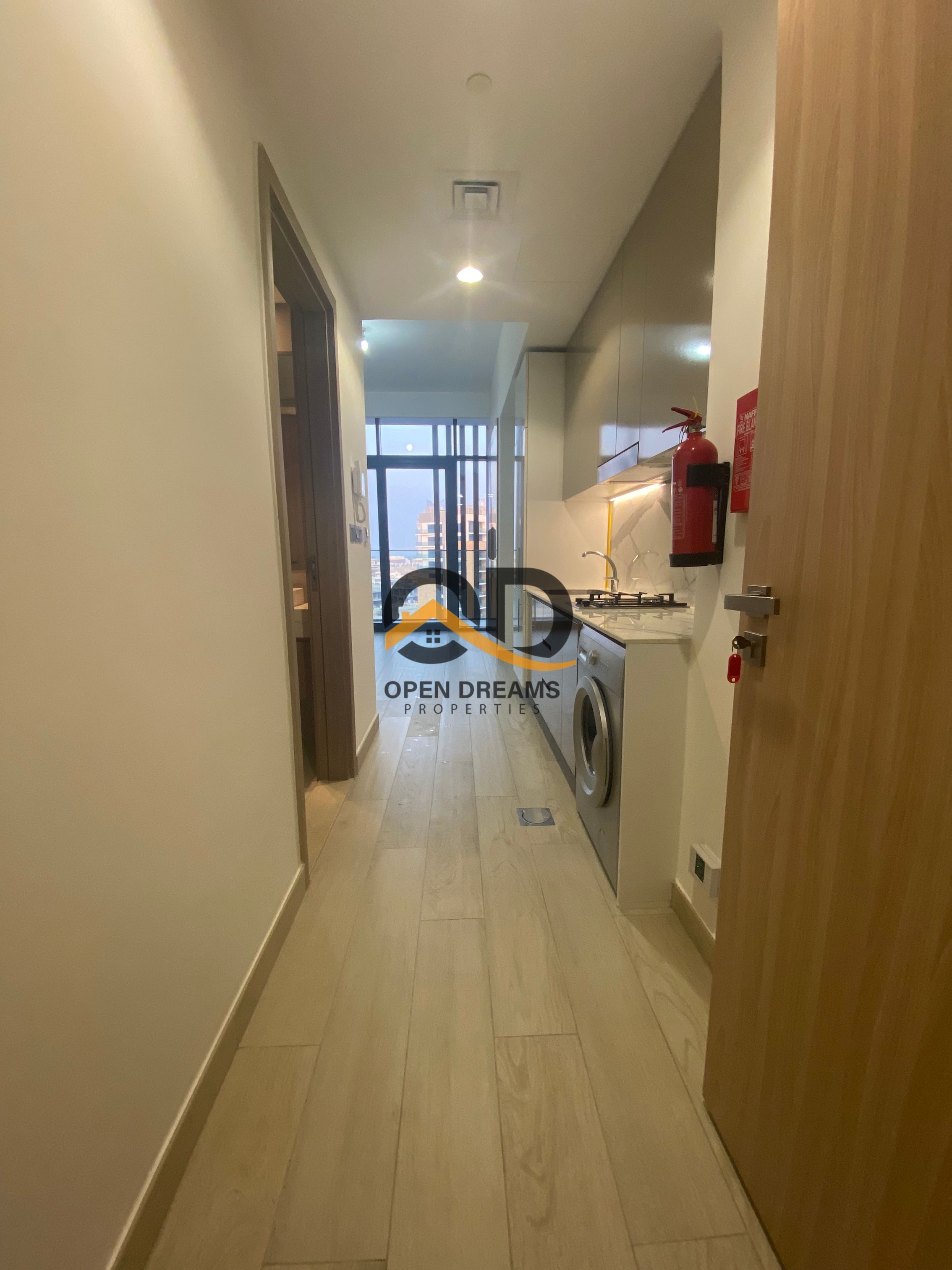 Unfurnished Studio For Rent in Azizi Riviera
