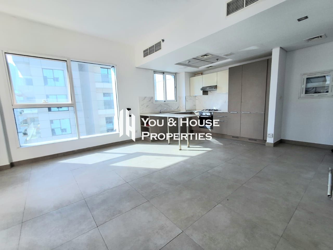 Beautiful Apartment in JVC I Well Maintained I Excellent Location