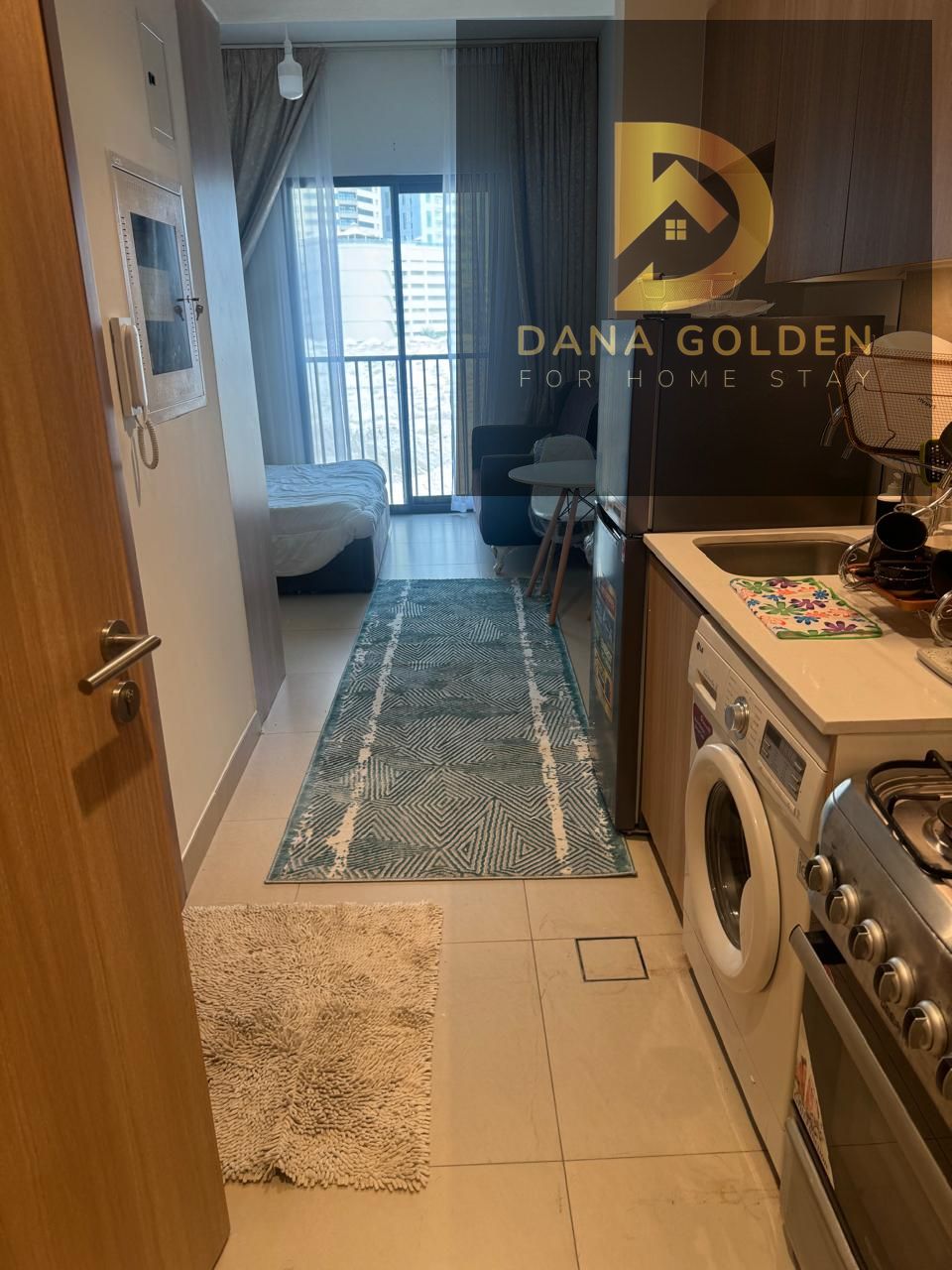 Studio apartment in Maryam Island / Hotel-style furnishings / Sharja5500 (with internet)