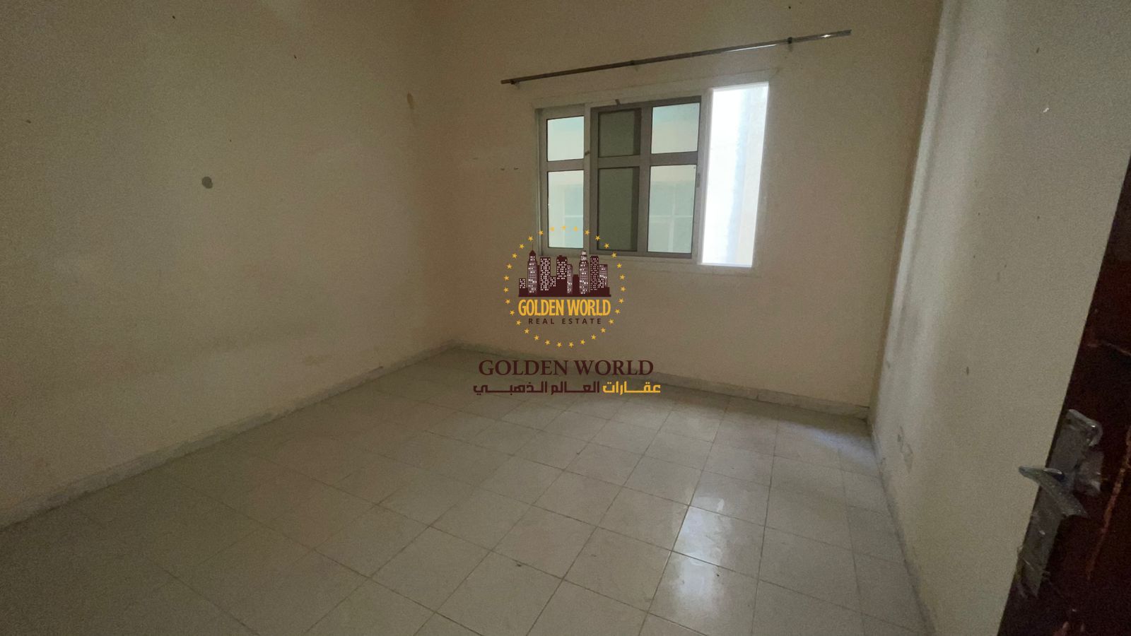 2BR hall in Al Qasimia Al Mahatta with 2 bathrooms and nice finishing. Great annual price of 32,000 AED, close to services.