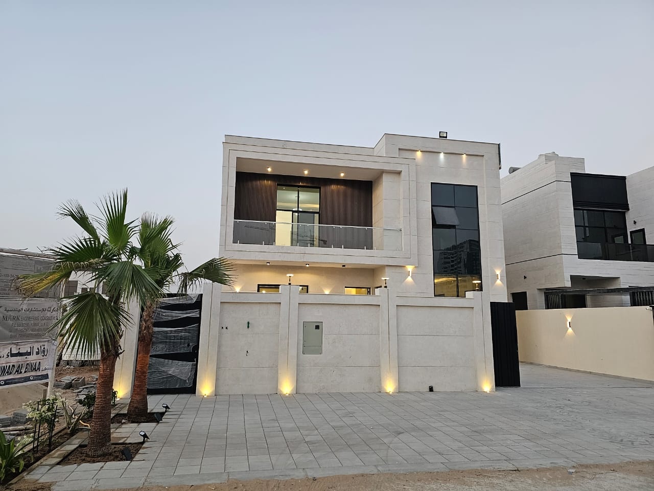 A luxurious villa for sale in Al Amrah area, featuring a spacious land area of 4133 sq ft and a large building area of 4100 sq ft, with a very lux