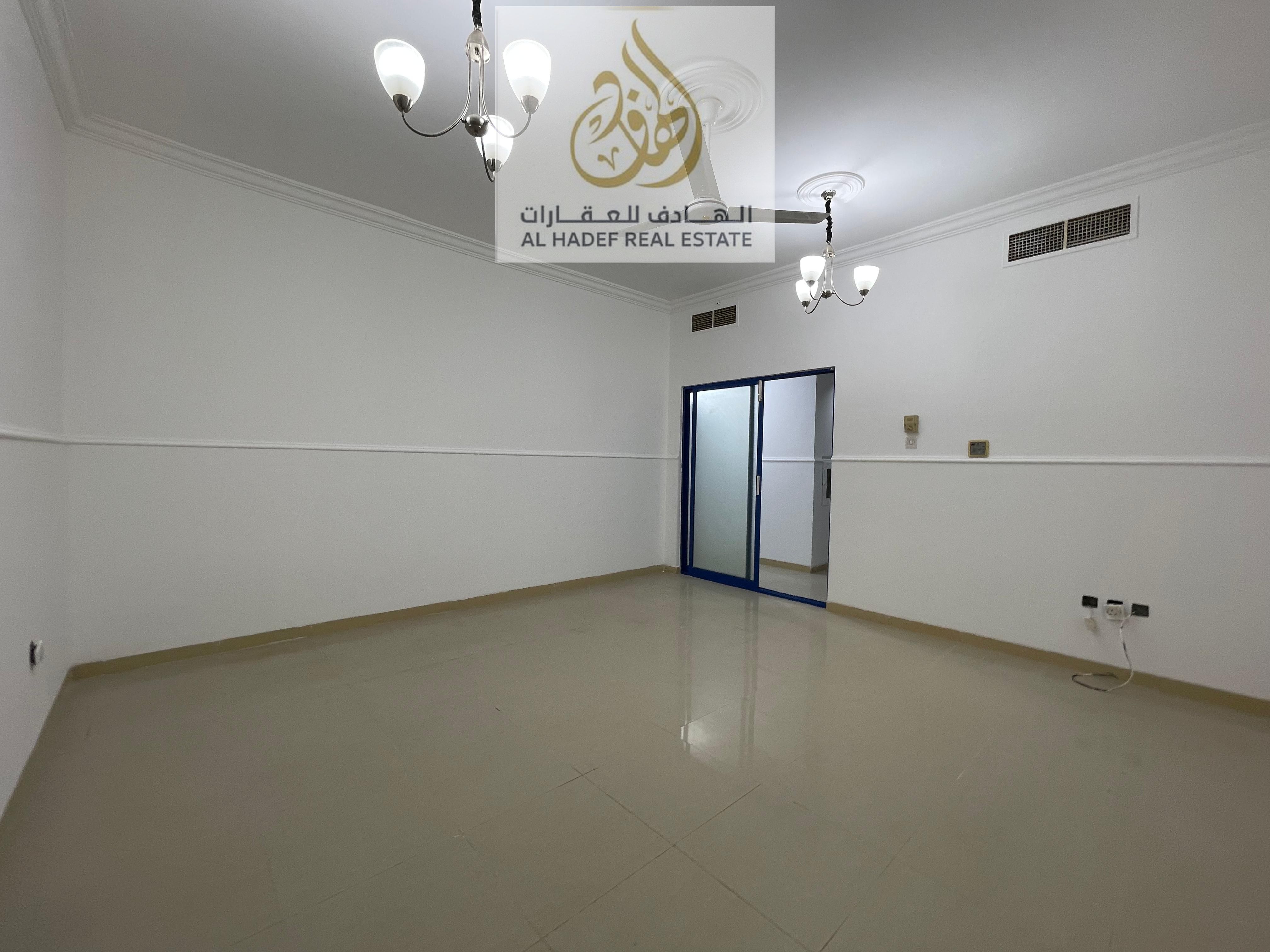 Annual rent in Ajman, Al Nuaimiya 1 area Al Ittihad Street, near Emirates Markets and DDU Excellent location Easy access to Mohammed Bin Zayed Ro
