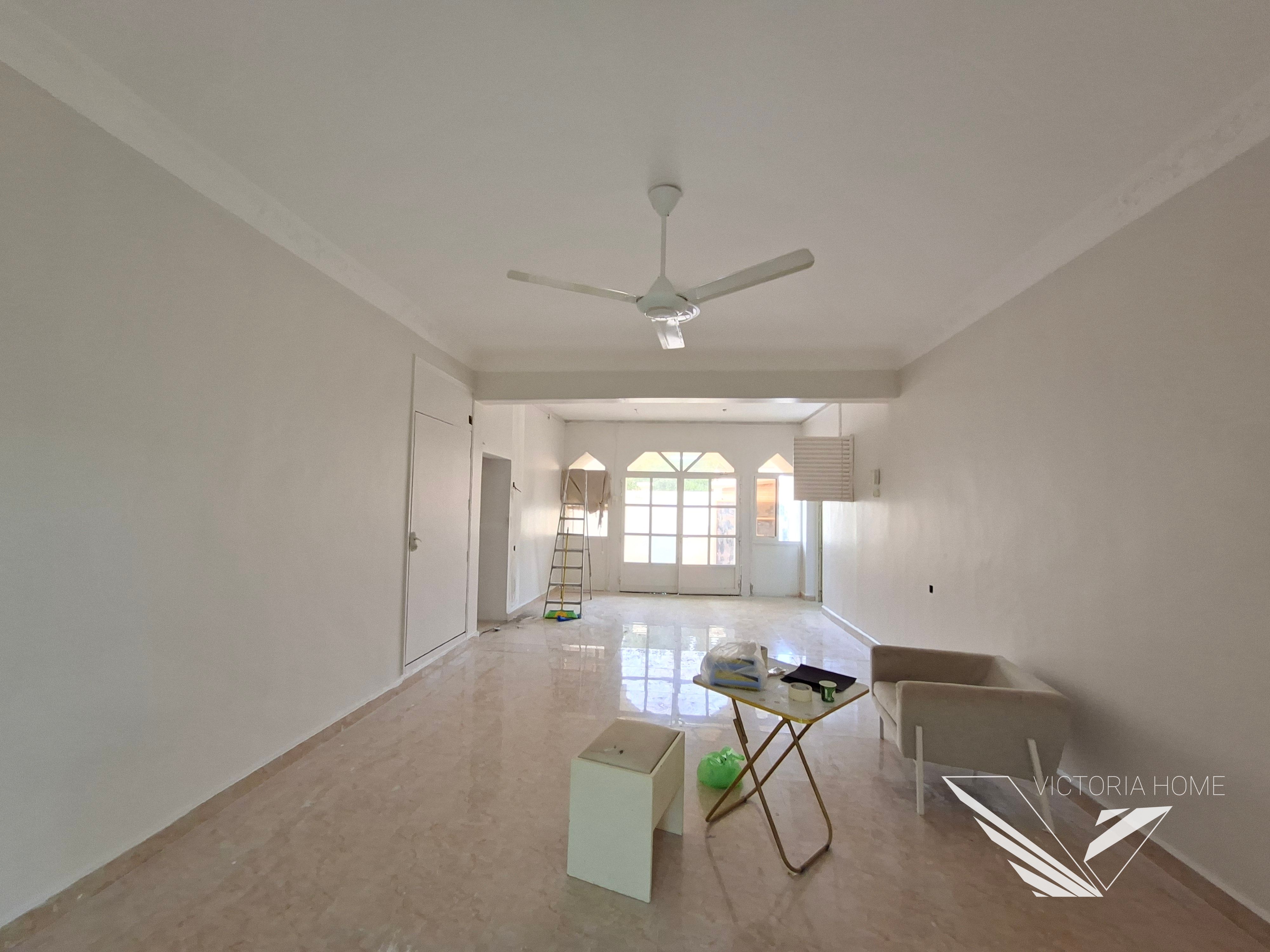 Spacious!5bedroom villa hall dining erea fully renovated al azra sharjah