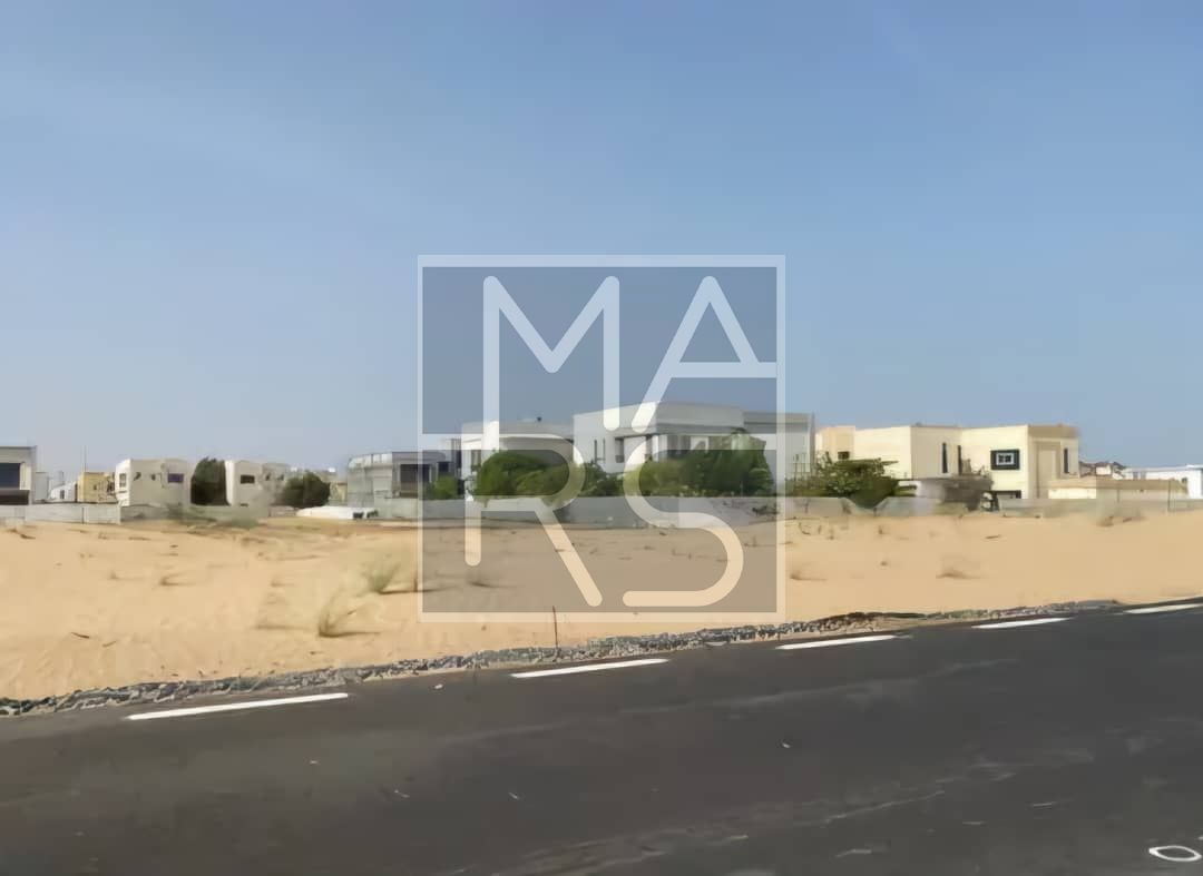 A distinguished villa in Al-Hawshi – under construction
