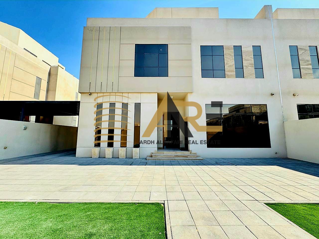 Modern 5BR Villa in Hoshi | Great Price | 170K