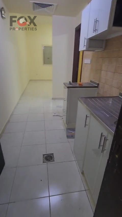 Studio for annual rent in Al Nuaimiya 2, Ajman, near all services and public facilities, easy access to Dubai and Sharjah.