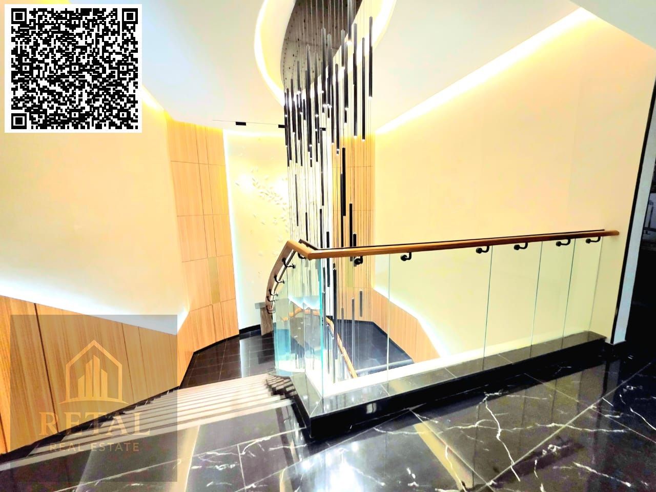 Office for rent, high super deluxe, payment facilities.