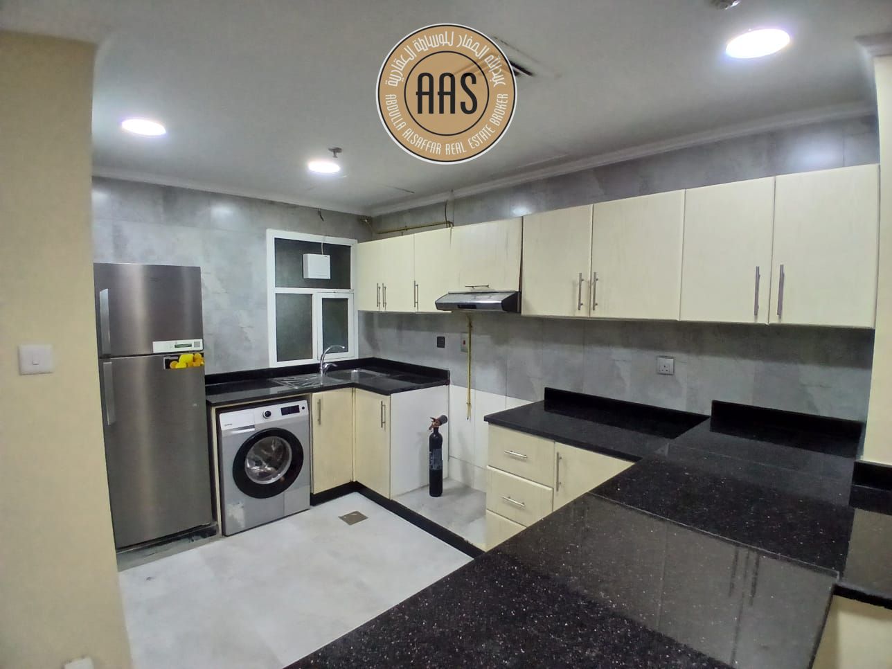 Fully Furnished 2Bed Apartment Chiller Free