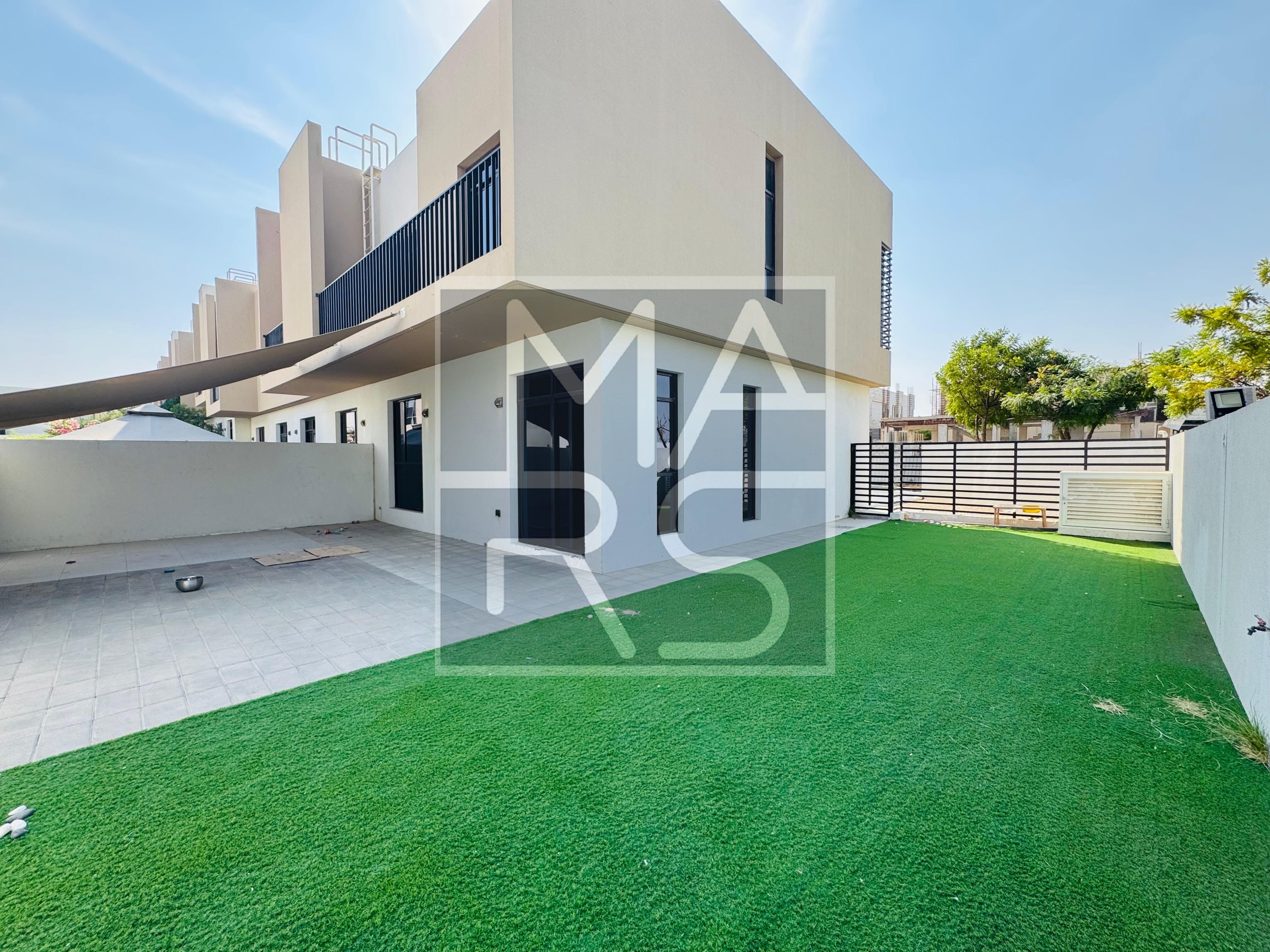Corner Unit | 3 Bedroom Townhouse | Ready to Move