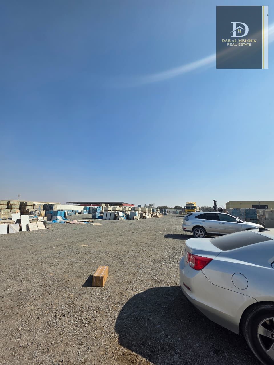 For Rent – Prime Commercial Space in Sharjah / Old Sajaa