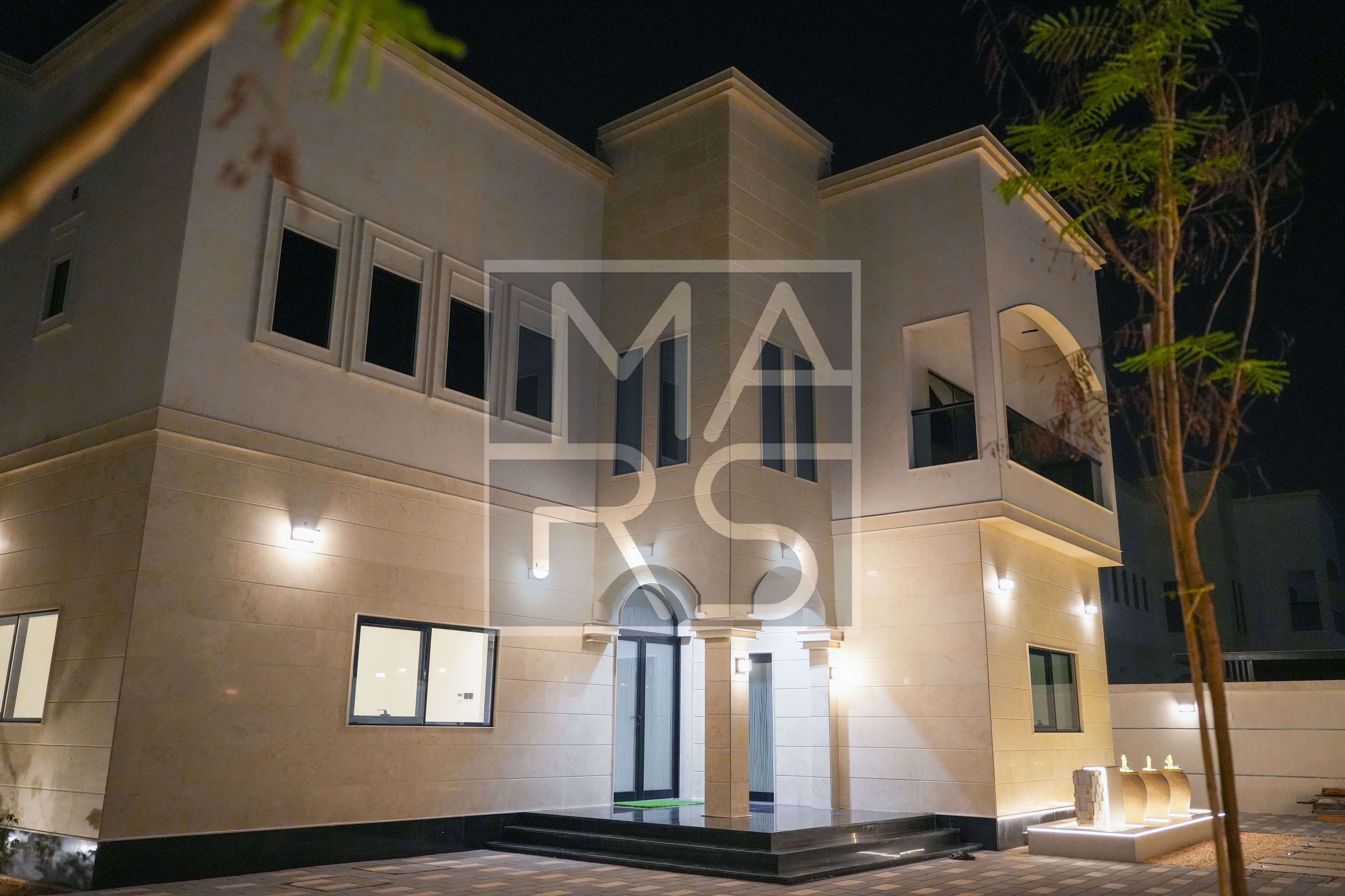 Brand new 5bhk l elevator l Stylish house