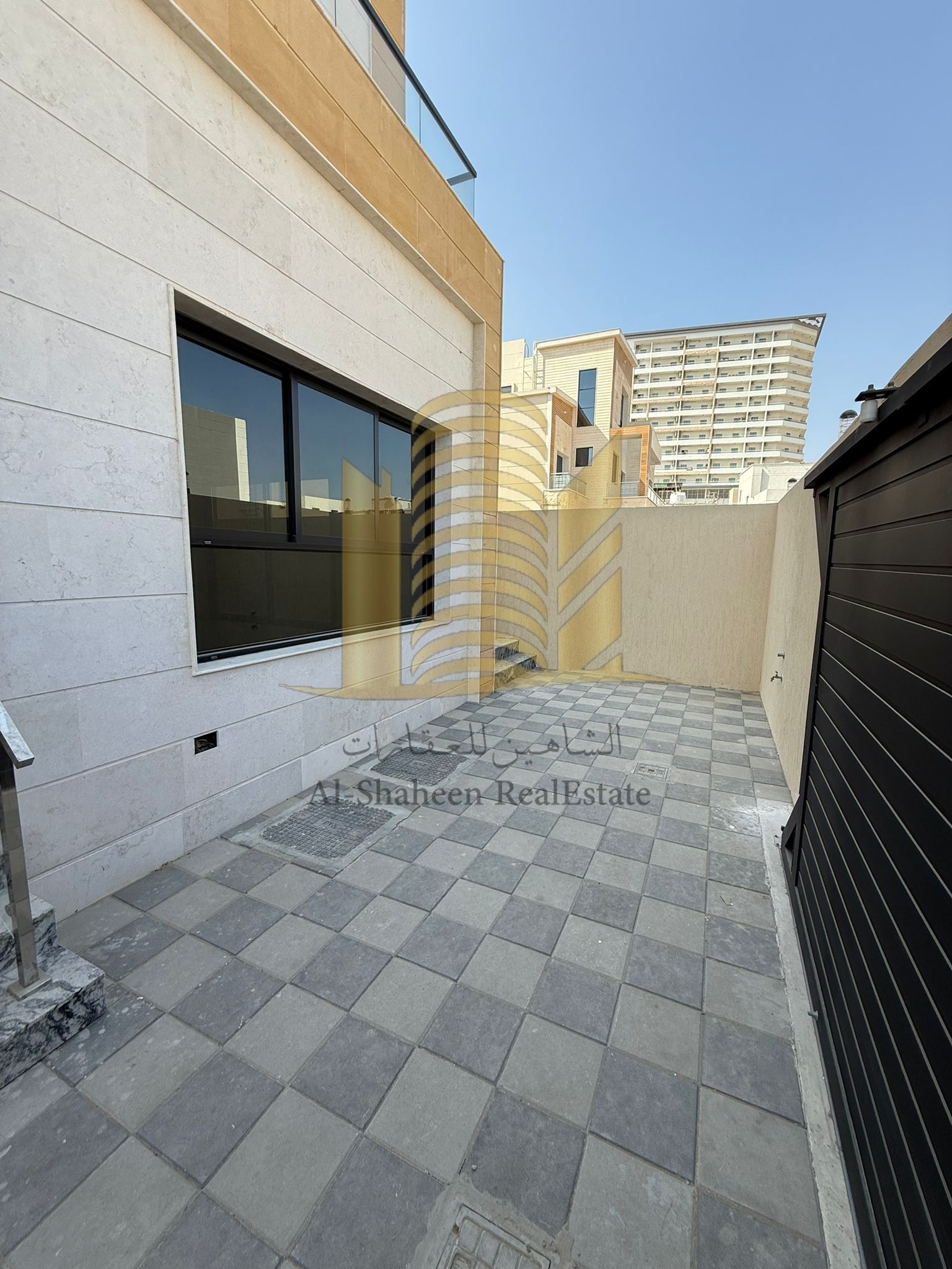 Brand New Villa for Rent in Ajman – Al Helio First Occupancy Features: • 5 Spacious Bedrooms • Luxurious Fully Equipped Majlis • Large Living Room • Fully Equipped Kitchen • Spacious Yard • Air Conditioning • Super Deluxe Finishing Price: AED 110,000