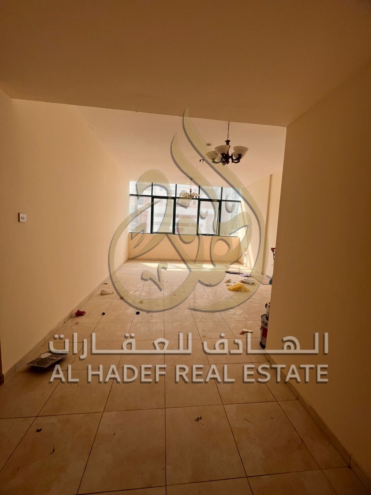 Two-bedroom apartment with a living room in a prime location, suitable for families looking for comfortable accommodation and integrated services.