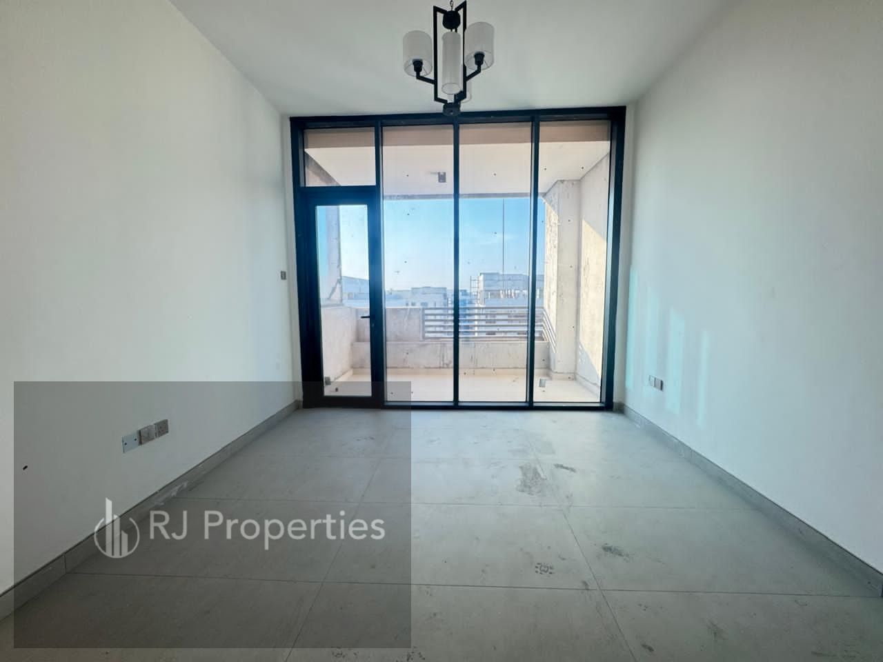 BRAND NEW Very spacious luxury 1bhk with balcony trace area in family bulding ready to move only jest 55k